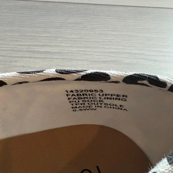 Torrid Women's Black and White Leopard Print Sneakers Size 9.5WW - Picture 7 of 7